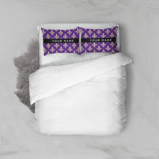 Flor de Lis, Bege sobre Roxo, Real, Seu Nome (Criador carregado)