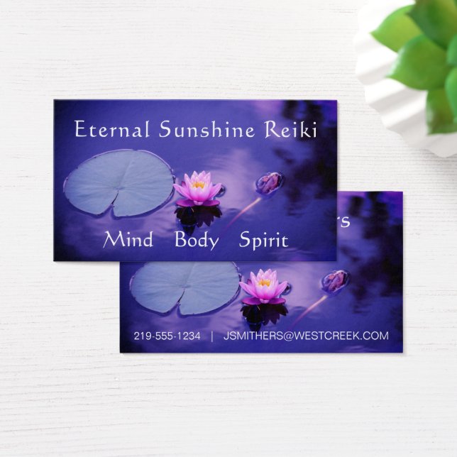 Flor de lótus rosa e branco na cicatrização de pen (Mesa)