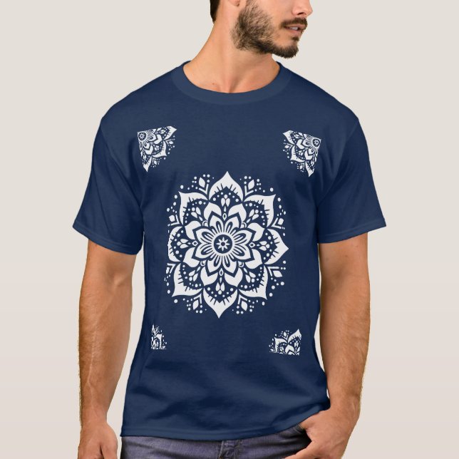 Flor de Mandala Ousada - Camiseta (Frente)