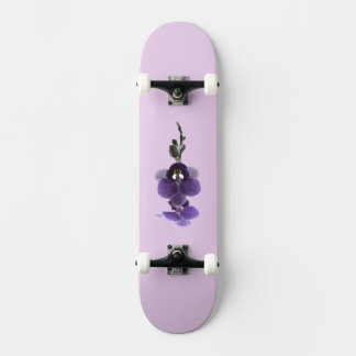Flor de orquídea roxa, skate