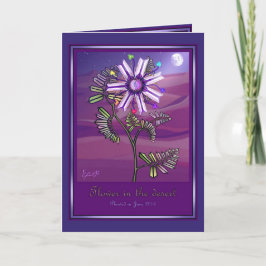 Flor no cartão de aniversário do deserto