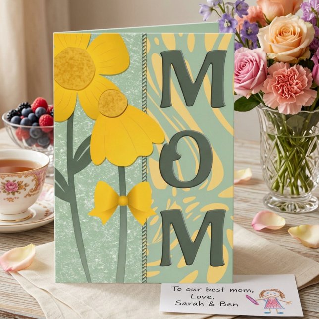 Flores Amarelos no Cartão de Boas-Vindas da Mãe em (Bright sunny yellow flowers for a cheerful mother's day greeting or personal message.)
