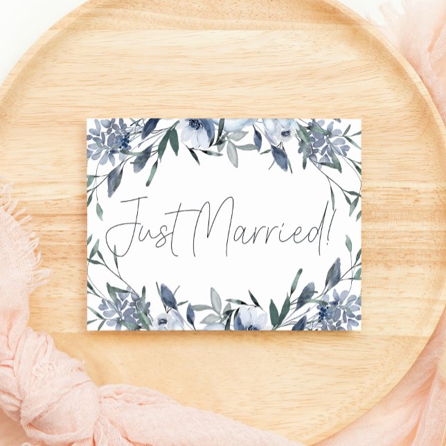 Flores Azuis Empoeiradas Casamento Recém-Casados (Criador carregado)
