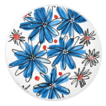 Flores brancas e azuis