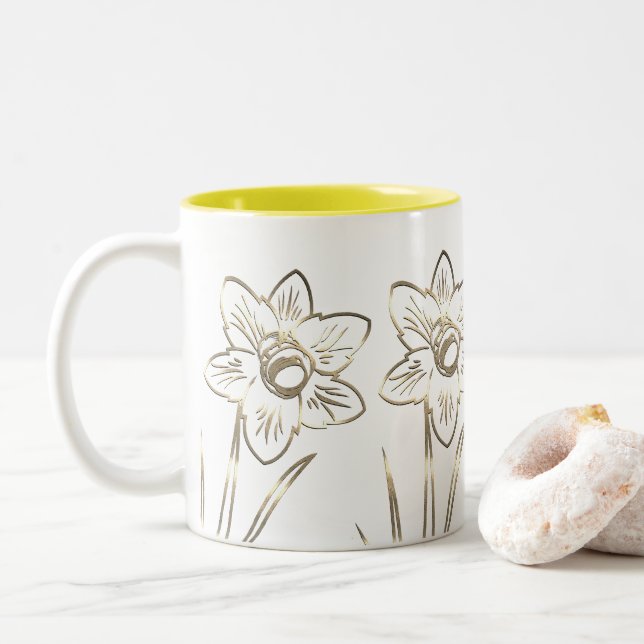 Flores Daffodil Que Desenham Caneca De Jardineiro (Com Donut)