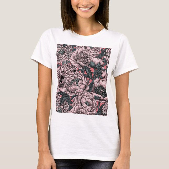 Flores de pénia e mariposas T-Shirt (Frente)
