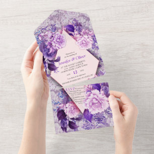 Flores de Rosa Brancas no jornal Violet