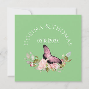Flores e borboletas rosa no casamento verde