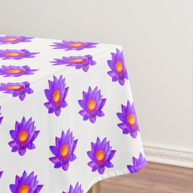 Flores Violeta de Lótus em Toalha de Mesa Branca (Posição Original)