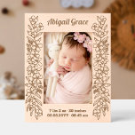 Flower Garlands Baby Girl Name Stats Nursersery De<br><div class="desc">Mostre uma foto da sua bebê precioso recém-nascida nesta moldura de madeira gravada com seu nome, altura e peso, data de nascimento e hora de nascimento, assim como com flores e folhas bonito em glândulas de flores e folhas. Fotografia personalizada gravada para o berçário com o nome da sua filha...</div>