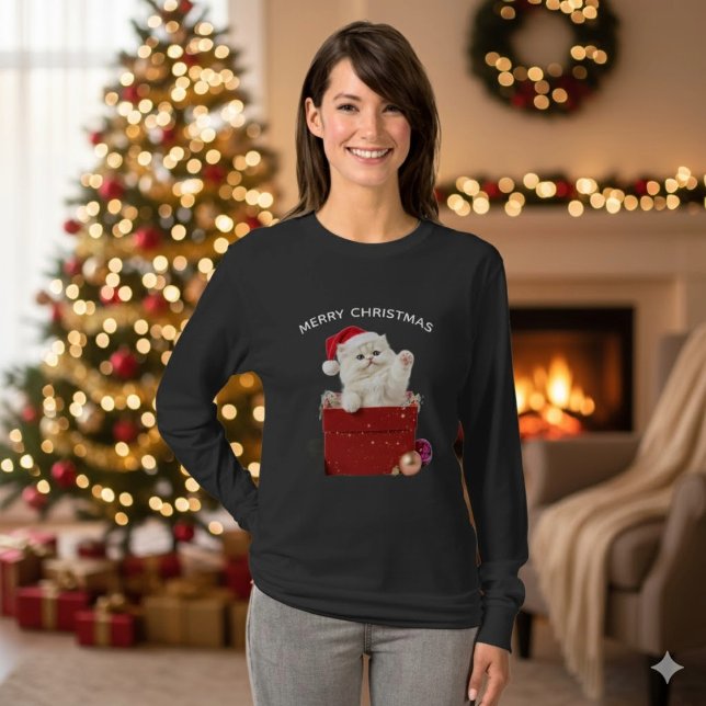 Fluffy Christmas Kitten Santa Hat T-Shirt (Criador carregado)
