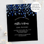 Flyer Aniversário preto marinho azul convite orçamental<br><div class="desc">Por favor,  note que este convite está no papel de folheto e é muito fino. Os envelopes não estão incluídos. Para convites mais espessos (mesmo design) visite nossa loja. Um moderno,  elegante e convite. Um fundo preto decorado com confete azul. Personalize e adicione um nome e detalhes. Texto branco.</div>