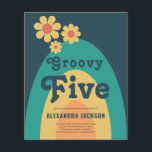 Flyer Groovy Kids Orçamento de Festa de aniversário Retr<br><div class="desc">Groovy cinco, comemore seu quinto aniversário com este legal retrato de 1970 cores hertzianas cor laranja aqua mostarda amarela azul arco-íris 5. Com simples design de margarida e modelos fáceis de usar, este convite personalizado define o que é visto para uma legal festa de garotas hippie. Arte original da artista...</div>