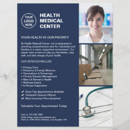 Flyer Marinho do logotipo do Médico Médico Moderno Azul