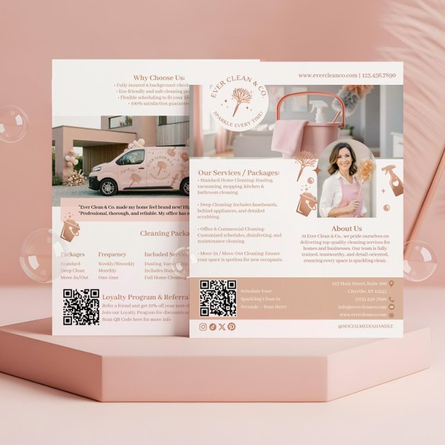 Flyer Marketing de Limpeza de Casa Profissional Chic Mod (Modern Chic Professional House Cleaning Marketing Flyer)