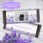 Flyer Molhador de Bares de Casamento Azul Claro, Roxo<br><div class="desc">Rótulo multipropósito de casamento roxo e azul claro é versátil para bares de chocolate doce, pastelaria e muitos outros favoritos para festas. Sobremesas especiais ou presentes em casa são bonitos com a foto da noiva e do noivo e a redação especial. O papel de orçamento bege claro é um alternativo...</div>