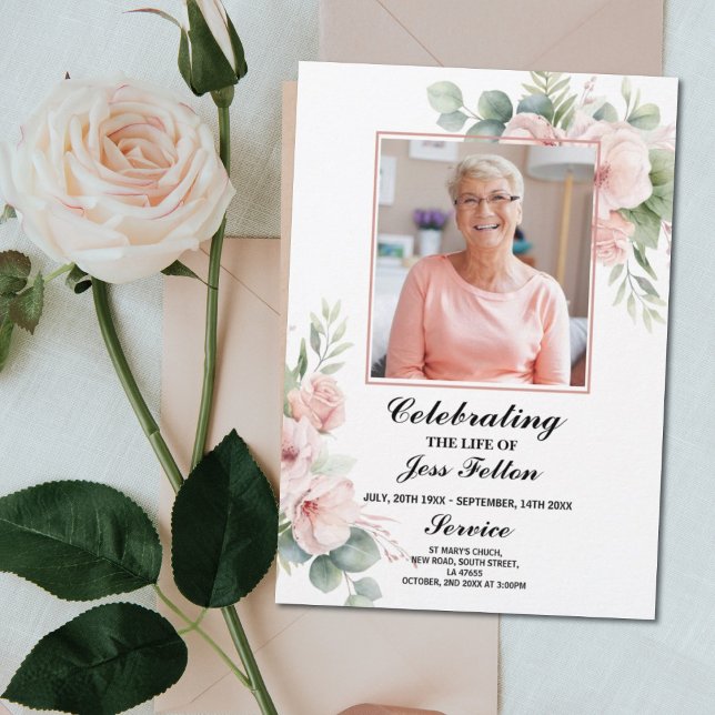 Flyer Ordem Funeral de Celebração de Serviço Flor Pastel (Criador carregado)