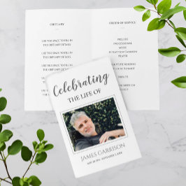 Flyer Programa de memorial de celebração da vida em cinz