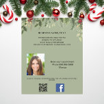 Flyer Promoção de Natal da beleza do código de foto qr<br><div class="desc">Para ofertas de Natal e marketing. Decorado com folhagem verde e bagas vermelhas. Terra verde. Personalize e adicione seu nome,  endereço,  texto,  foto,  seu próprio código QR à sua conta do Facebook.</div>