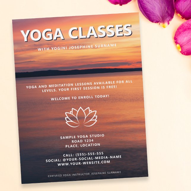Flyer Promocional do Sunset Yoga Classes Yoga Studio (Criador carregado)