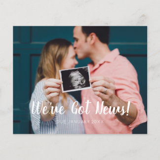 Flyer Verde moderno Temos Gravidez de Notícias