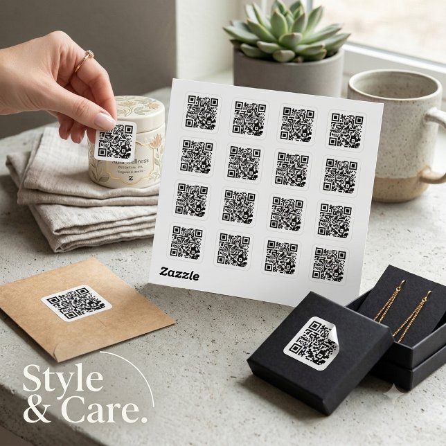 Folha de Adesivos Redondos Clássicos com QR Code P (Custom QR Code Classic Round Sticker Sheet)