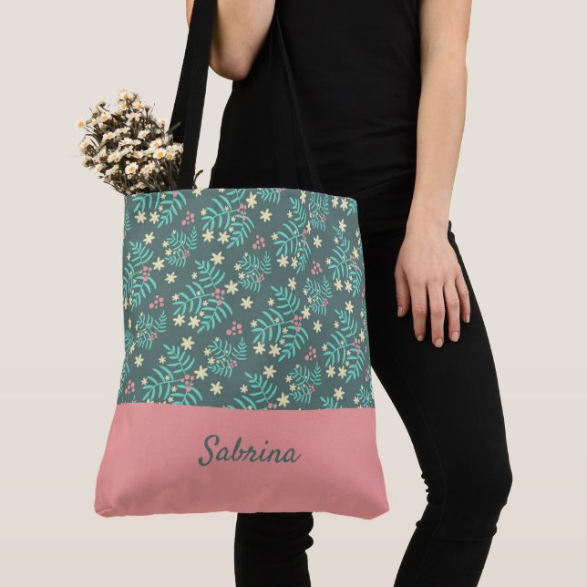 Folhagem Chic Monogramada Tote Bag (Close Up)