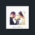 Folhagem Elegante | Impressão de tela personalizad<br><div class="desc">traga a elegância para a decoração da sua casa com esta folhagem suave,  sem problemas,  em cinzas leves com cinza verde de fotos. Personalize com sua própria foto de casamento e monogramas</div>