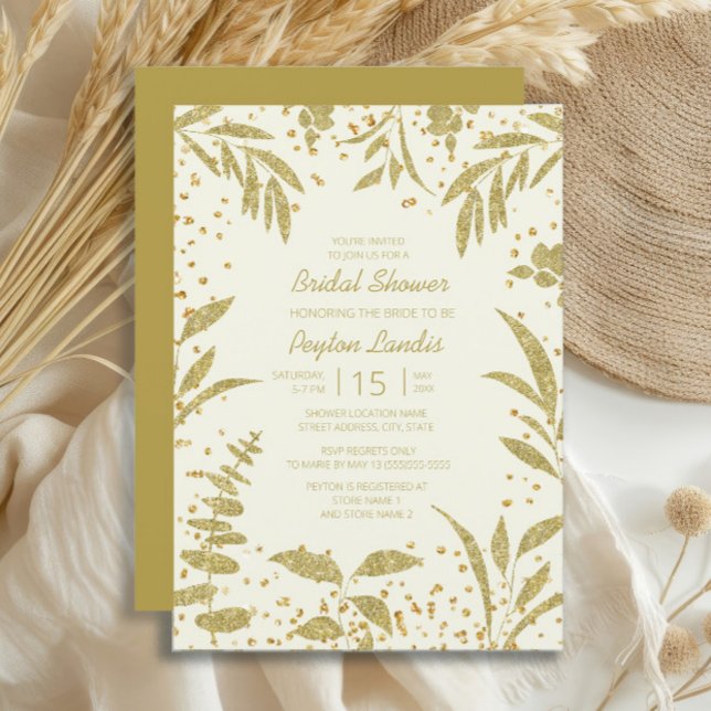 Folhas de Ouro Elegantes Brilham Convite de Chá de (Gold leaves on cream-colored bridal shower invitation)