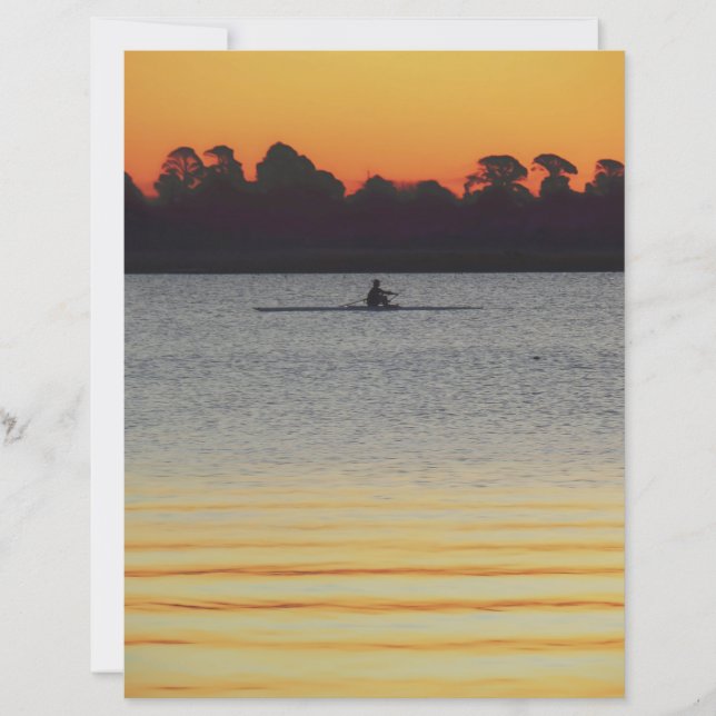 Folhas de papel calmas do lago Wendouree antes do  (Frente)