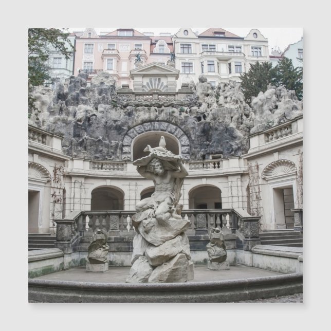 Fonte com estátua de Netuno em Praga (Frente)
