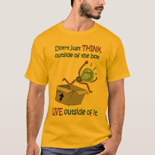 Fora do t-shirt da caixa - luz