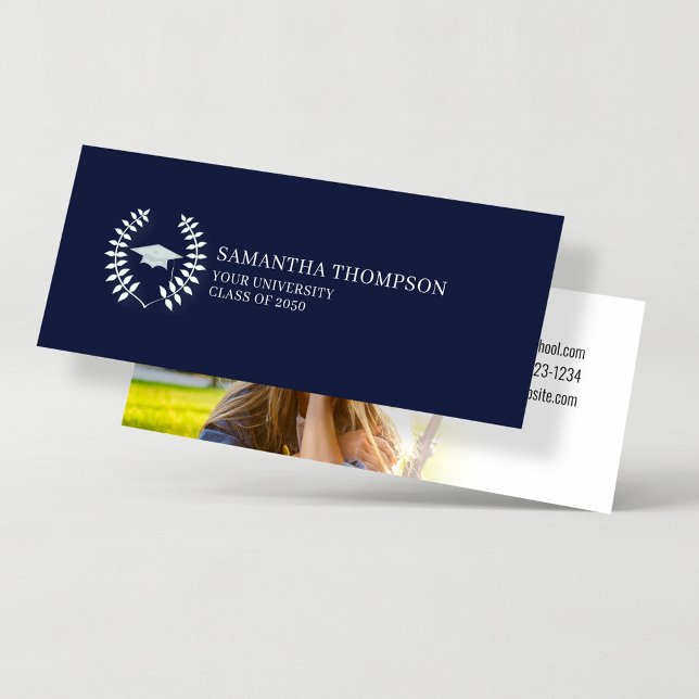 Formando Nome Cartão Foto Elegante Marinho Azul Br (Graduation simple name card with photo template in navy blue school color theme.)