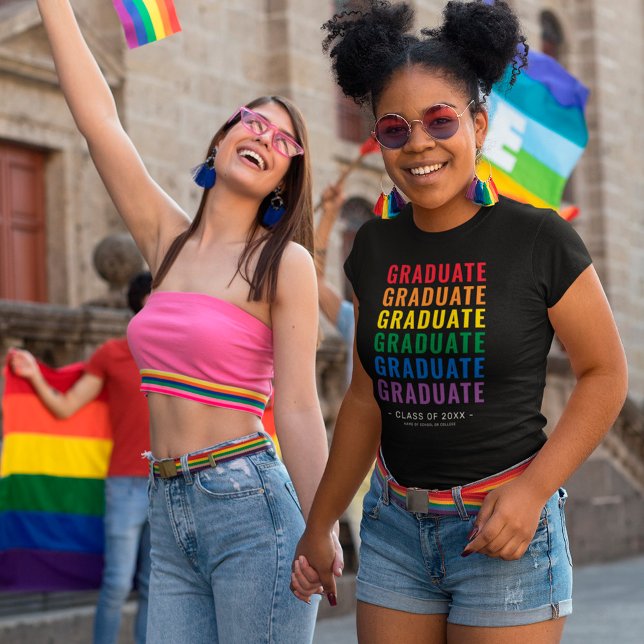 Formando T-Shirt do Orgulho Arco-Íris LGBT (Criador carregado)