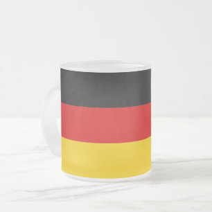 Fosco de pequena caneca de vidro com bandeira da A