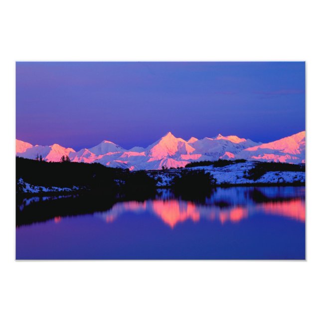 Foto A Cordilheira do Alasca é adjacente ao Mt. Denali, (Frente)