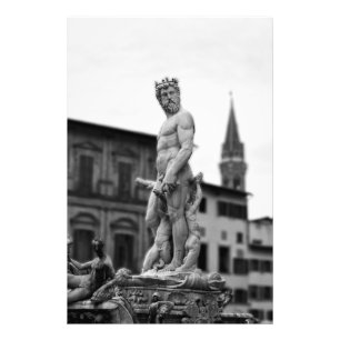 Foto A estátua de Netuno, Florença, Italia, letras