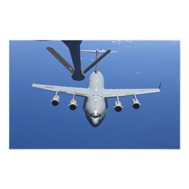 Foto A Globemaster III C-17 aproxima-se do boom (Frente)