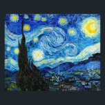 Foto A Noite Estrelada - Van Gogh<br><div class="desc">A Noite Estrelada é um óleo na pintura de canvas do pintor holandês Poste-impressionista Vincent van Gogh. Pintado em junho de 1889,  mostra a visão da janela voltada para leste do seu asilo na Santo-Rémy-de-Provence,  pouco antes do nascer do sol,  com a adição de uma vila imaginária</div>