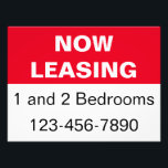 Foto Agora, alugando apartamentos vermelhos e brancos p<br><div class="desc">A linha superior do texto de exibição é branca e diz NOW LEASING. A segunda linha do texto é a preta e destina-se a uma mensagem personalizada (Mostrada: 1 e 2 Câmaras). A linha inferior tem dígitos de exibição pretos para um número de telefone. Todo o texto pode ser editado...</div>