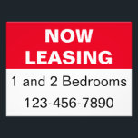 Foto Agora, alugando apartamentos vermelhos e brancos p<br><div class="desc">A linha superior do texto de exibição é branca e diz NOW LEASING. A segunda linha do texto é a preta e destina-se a uma mensagem personalizada (Mostrada: 1 e 2 Câmaras). A linha inferior tem dígitos de exibição pretos para um número de telefone. Todo o texto pode ser editado...</div>