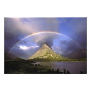Foto Arco-íris completo e céu tempestuoso sobre Grinnel