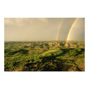 Foto Arco-íris duplo sobre Painted Canyon em Theodore