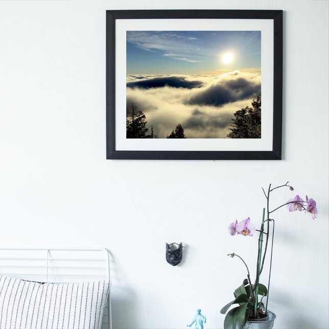 Foto Ascensão solar acima das nuvens sobre Primaveras d (Criador carregado)