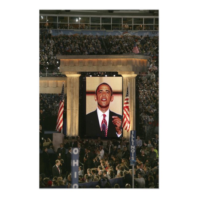 Foto Barak Obama fala na última noite da (Frente)