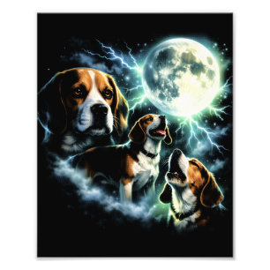 Foto Beagle Uivando à Lua – Cachorro de Caça Noturno
