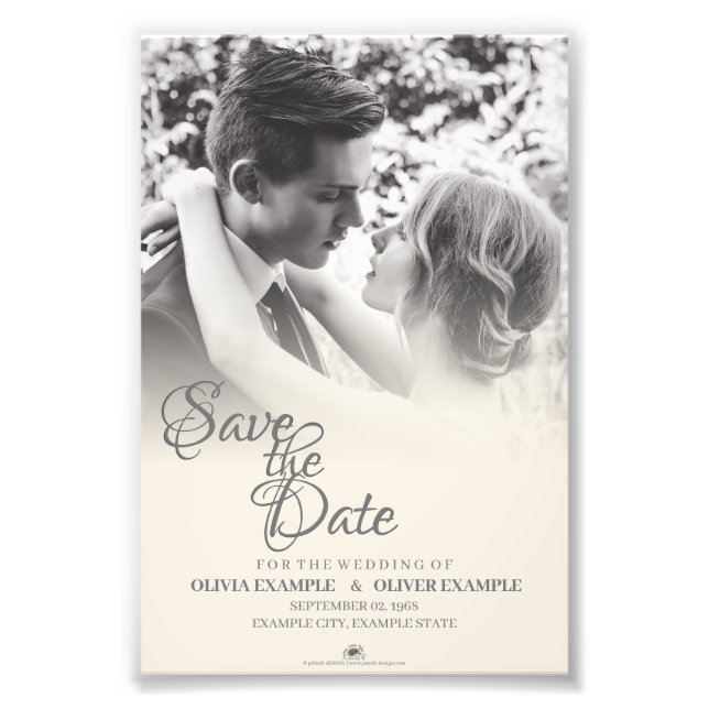 Foto Beijar casal de casamento em monocromo (Frente)