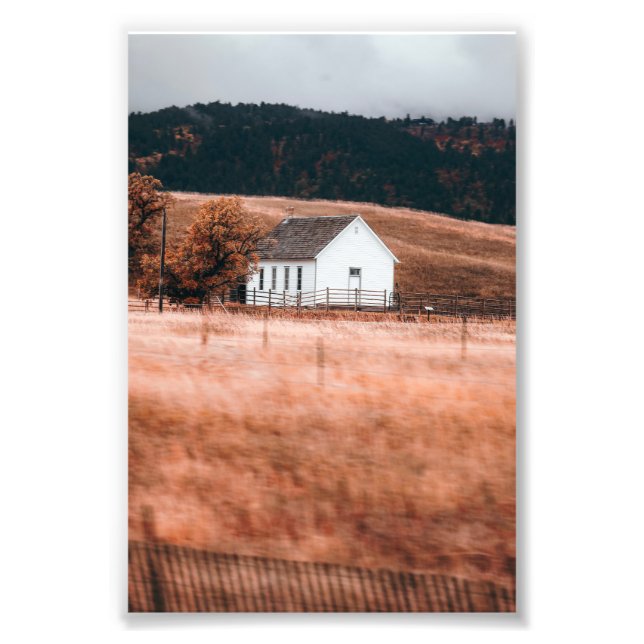 Foto Belo Prédio Branco Em Ouro (Frente)