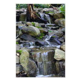 Foto Cachoeira correndo para o riacho