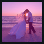 Foto Casamento com Tinta Rosa 8"x8"<br><div class="desc">Uma arte de parede de impressão ampliada de foto quadrada de 8"x8". Adicione seu próprio texto personalizado para criar um toque personalizado. Se você tiver uma foto de paisagem ou retrato, você pode cortar sua imagem com antecedência ou usar o recurso de corte dinâmico aqui mesmo no sistema. Você pode...</div>